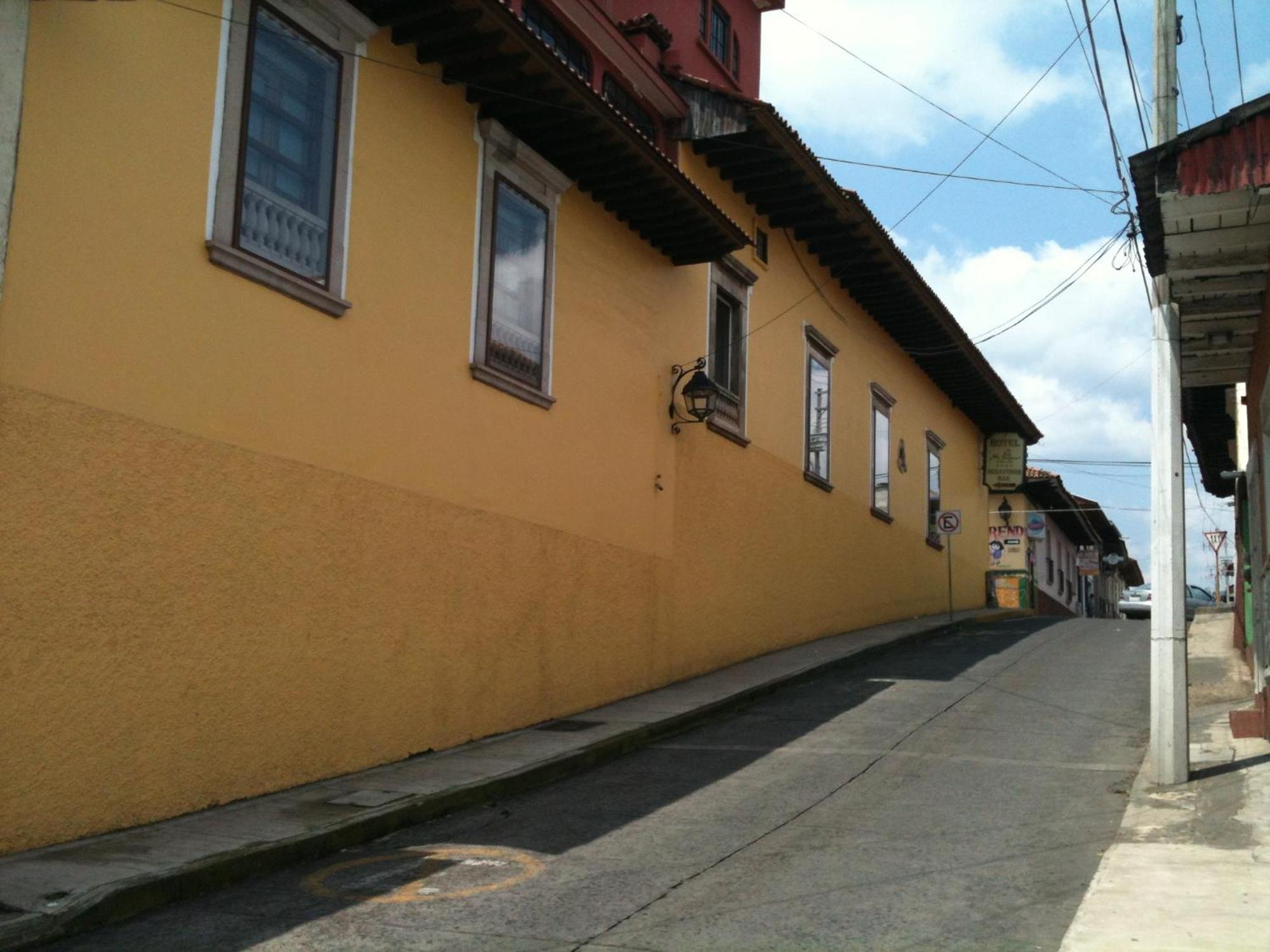 Hotel Mi Solar Centro Uruapan  Luaran gambar